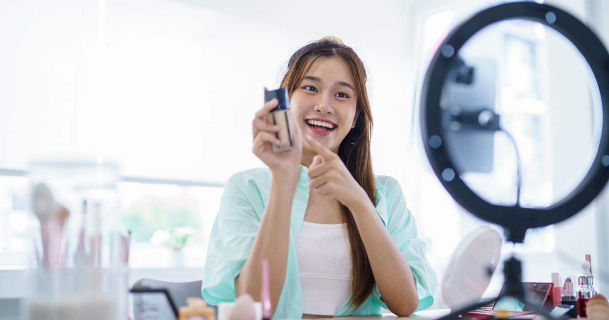 Ecommerce Trends in 2025: The Rise of Social Commerce and Influencer-Driven Sales